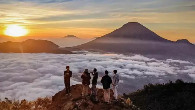 10 Spot Sunrise Terindah di Indonesia yang Wajib Dikunjungi