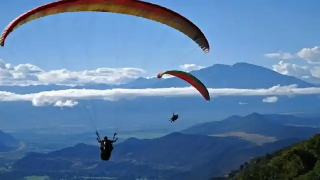 8 Destinasi Wisata Adventure yang Cocok untuk Pecinta Adrenalin